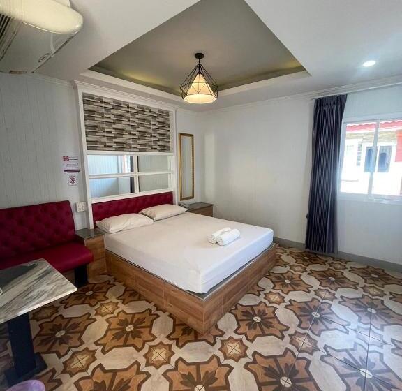 فندق โรงแรมกู๊ดอินน์