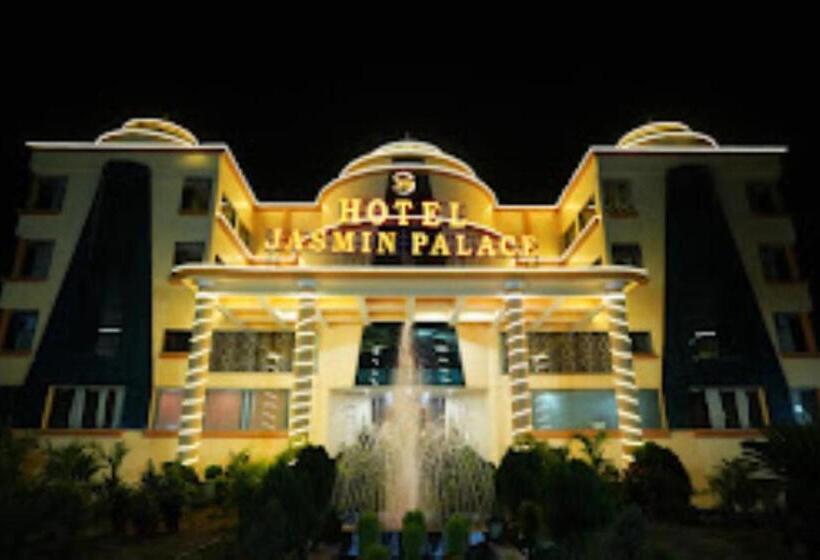 בית מלון כפרי Jasmin Palace Angul