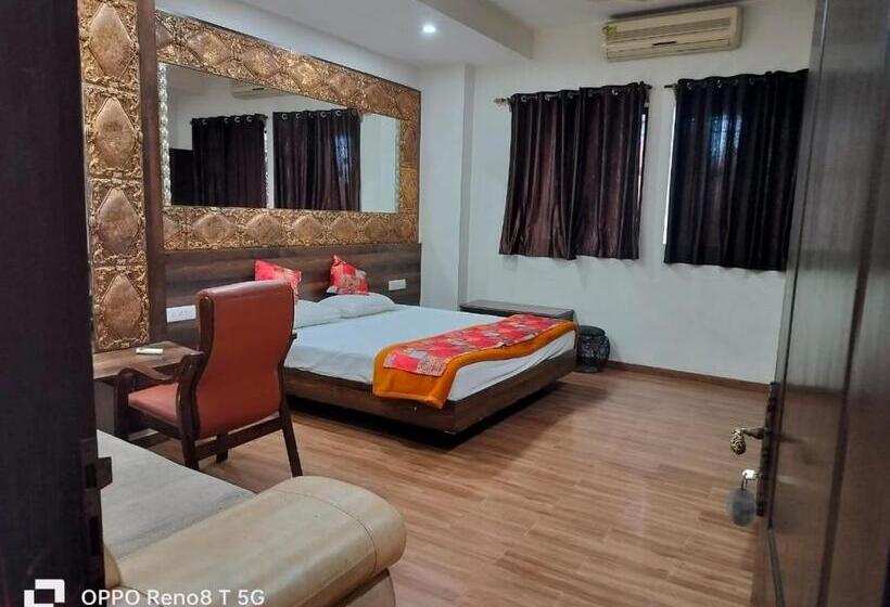 ホテル Lamba Celebrations