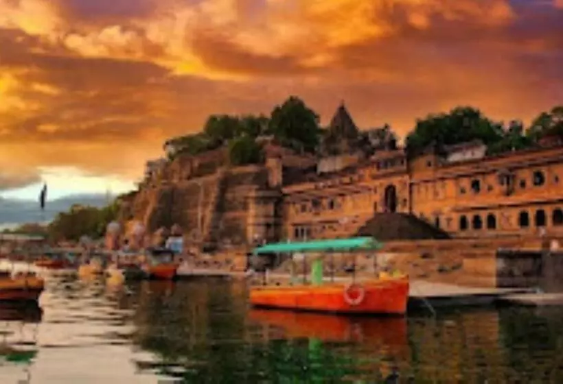 Hotelli Mahishmati Palace,maheshwar