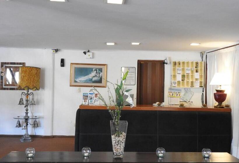 هتل Tiburones Club