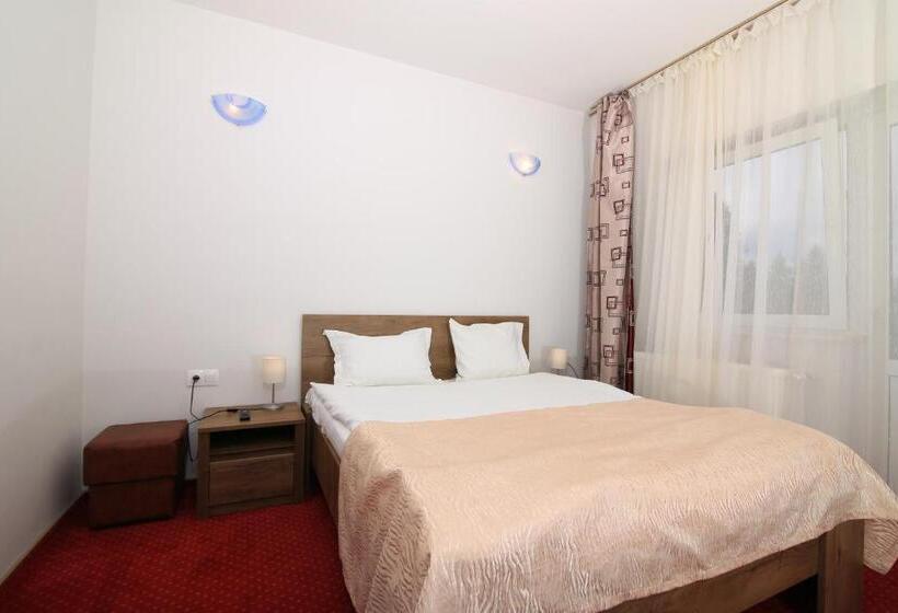 پانسیون Vila Edelweiss