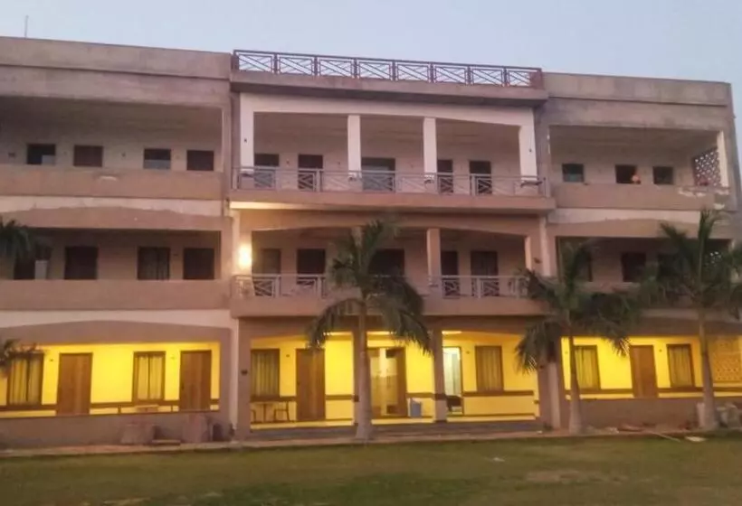Rani Palace Hotel And Resort