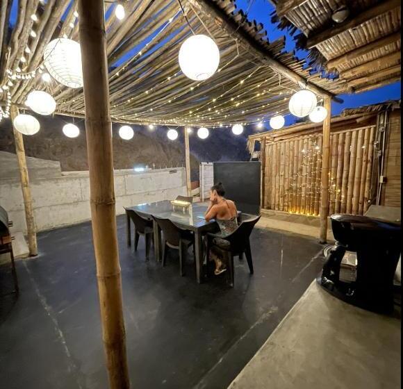 ユースホステル Lobitos Eco Lodge