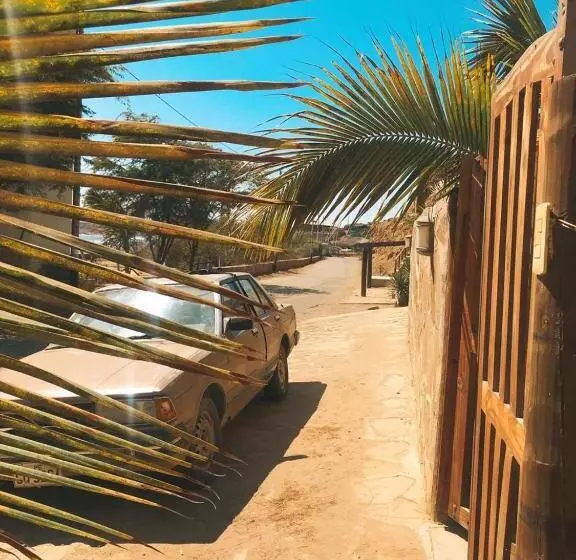 ユースホステル Lobitos Eco Lodge