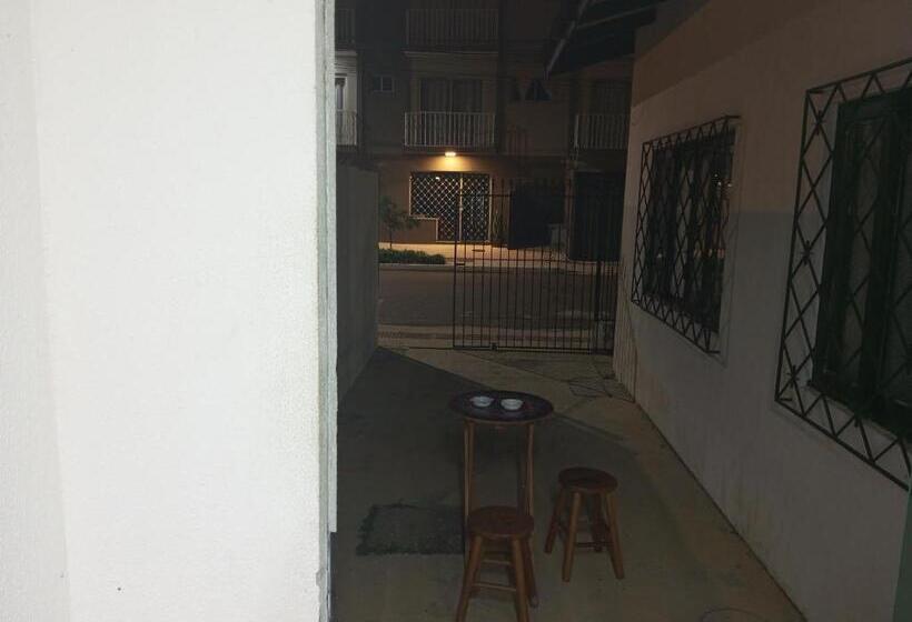 B & B Hostels Balneário