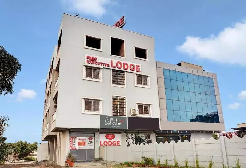 Fabhotel Bliss Executive