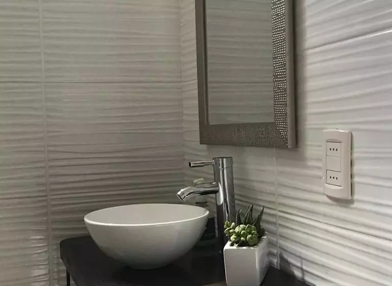 Kapselihotelli Alojamiento Playa Grande Marazul