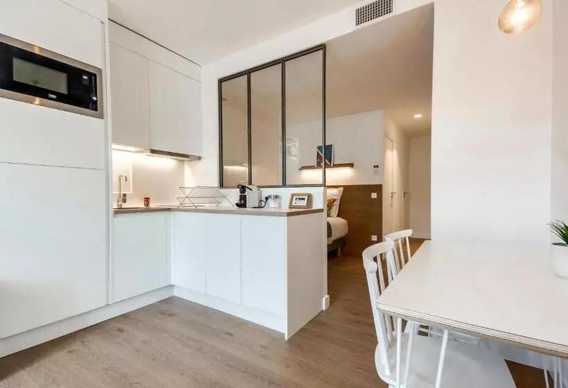 ホテル The Babel Community   République   Joliette