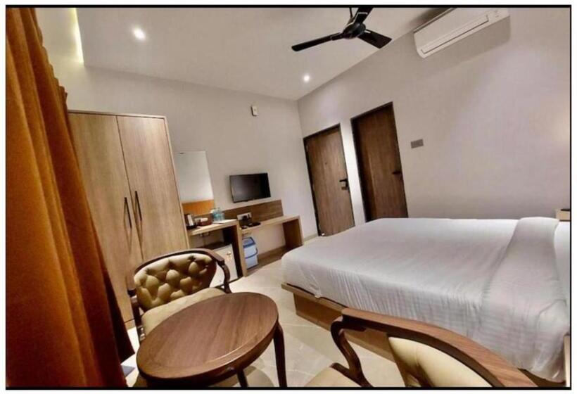 ホテル Jumbo Serene