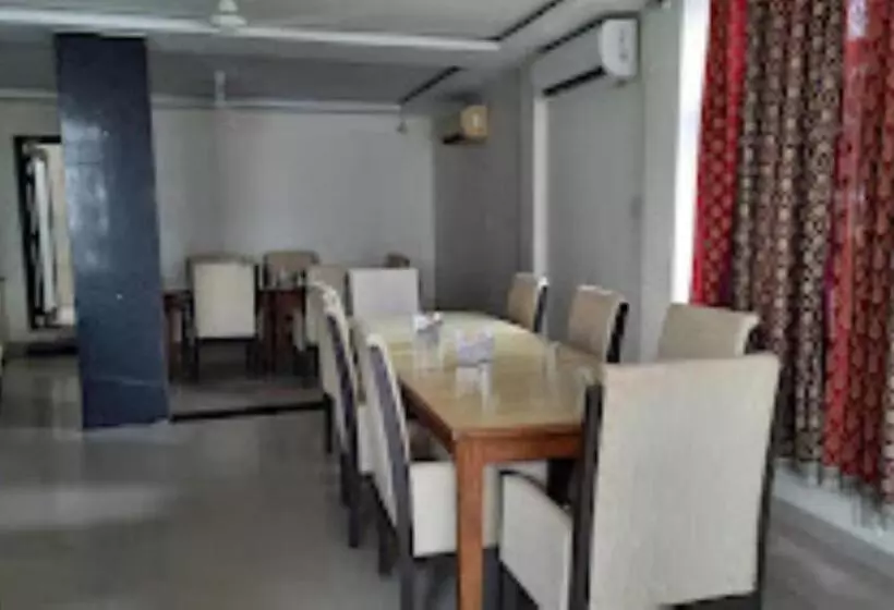 Hotelli Mp Tourist Bunglow , Chitrakoot