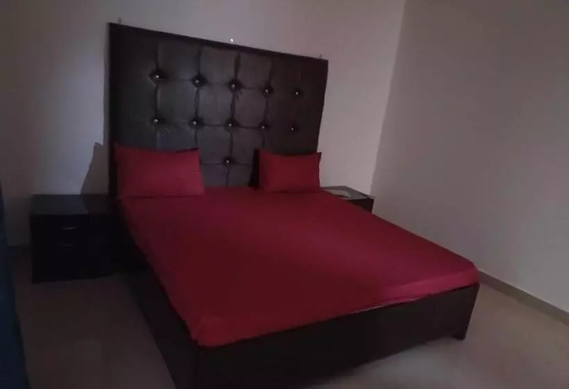 Hotelli Oyo Vasundhara Resort