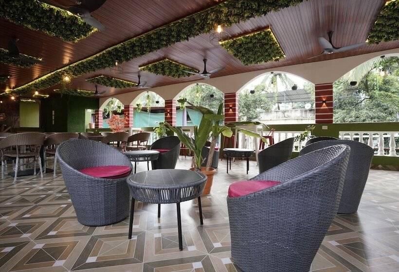 Hotel Palm Springs Beach Resort Gorai