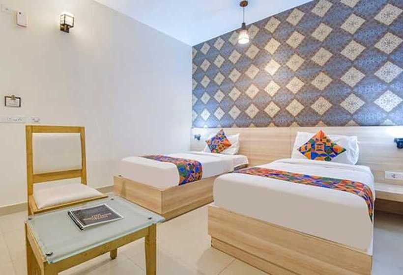 Fabhotel Signature Inn