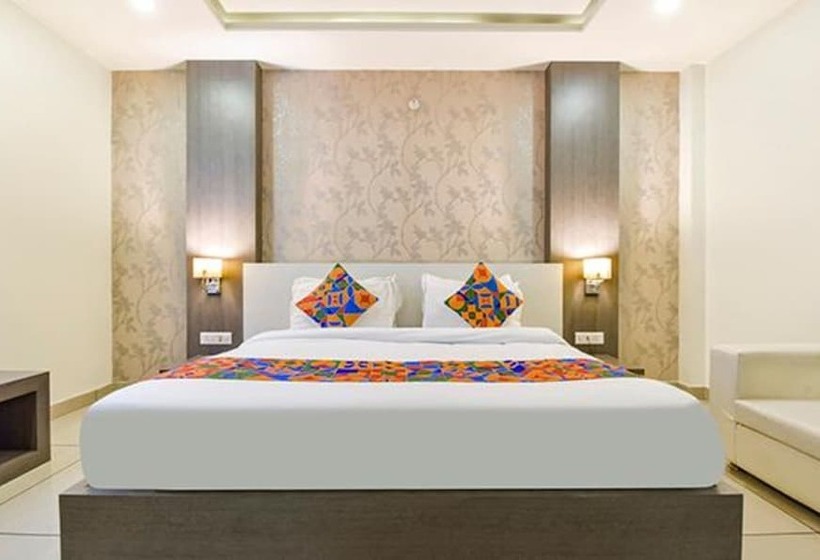 Fabhotel Signature Inn