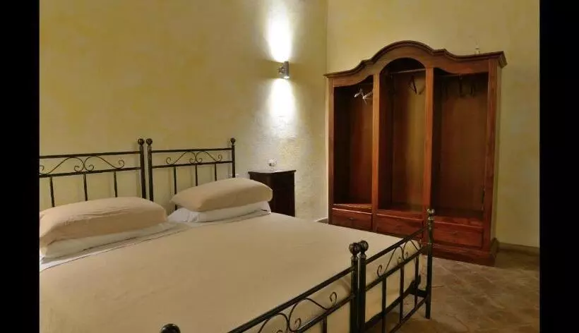 Hotelli Villa Pepoli