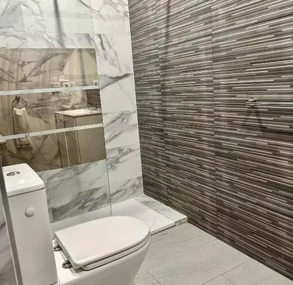 پانسیون Moreira Family