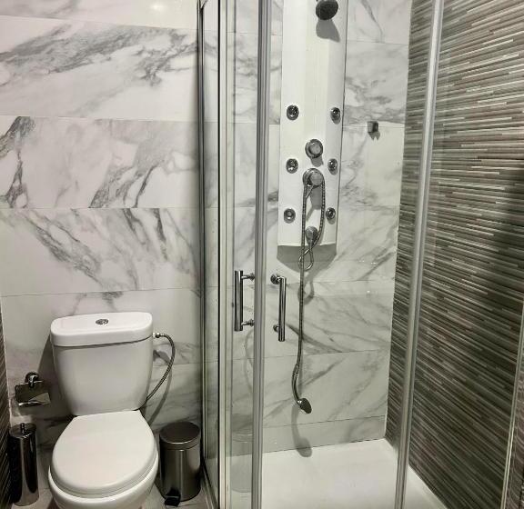 پانسیون Moreira Family