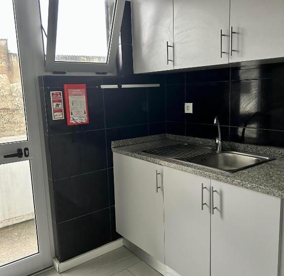 پانسیون Moreira Family