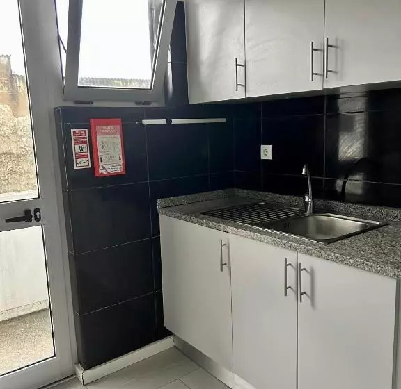 پانسیون Moreira Family