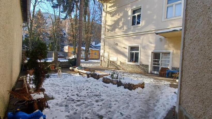 ペンション Penzión Sandrik