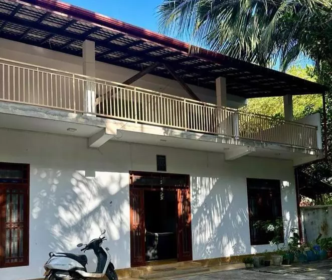 Cecilia Unawatuna Rooms & Hostel