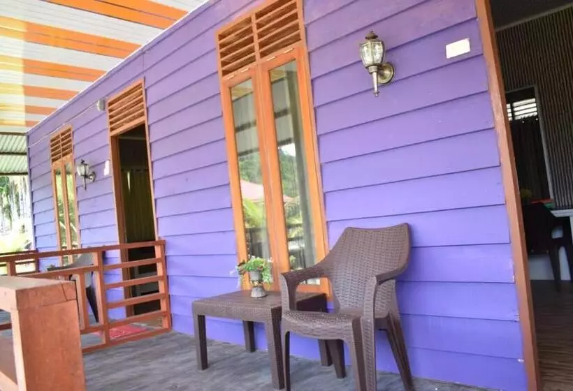 Retkeilymaja Pondok Oma For Solo Traveller