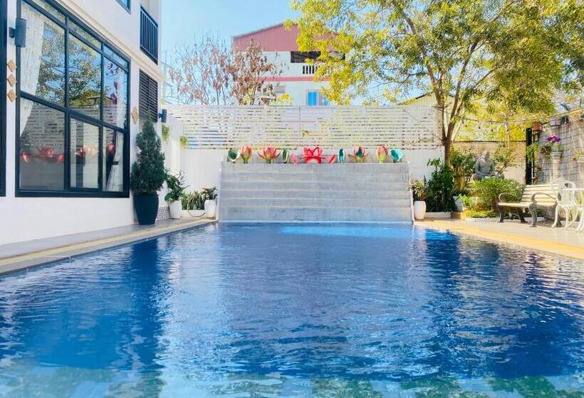 فندق Ananphada Boutique