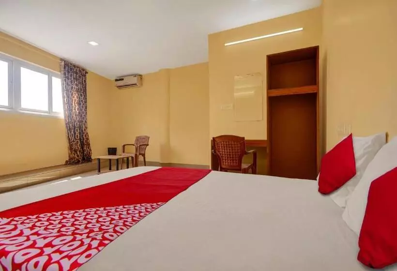 ホテル Collection O Palm Inn Ac Tourist Home