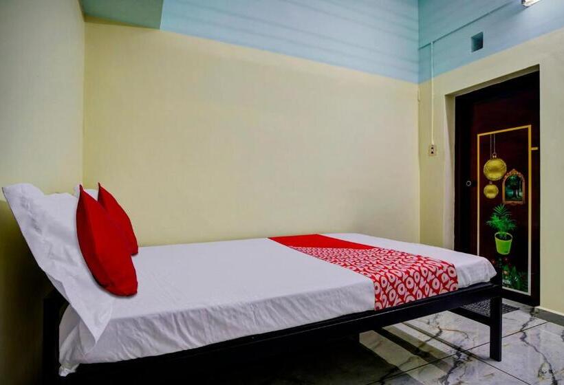 Hotel Collection O Palm Inn Ac Tourist Home