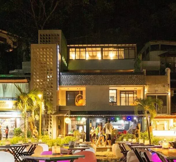 ホテル Marilyn Pousada