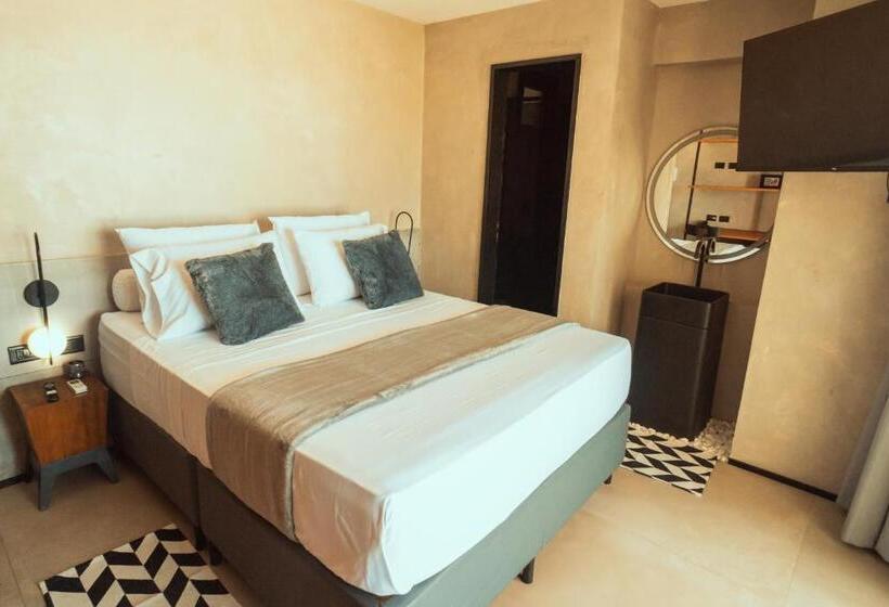 ホテル Marilyn Pousada