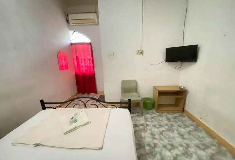 Hotelli California Mitra Reddoorz