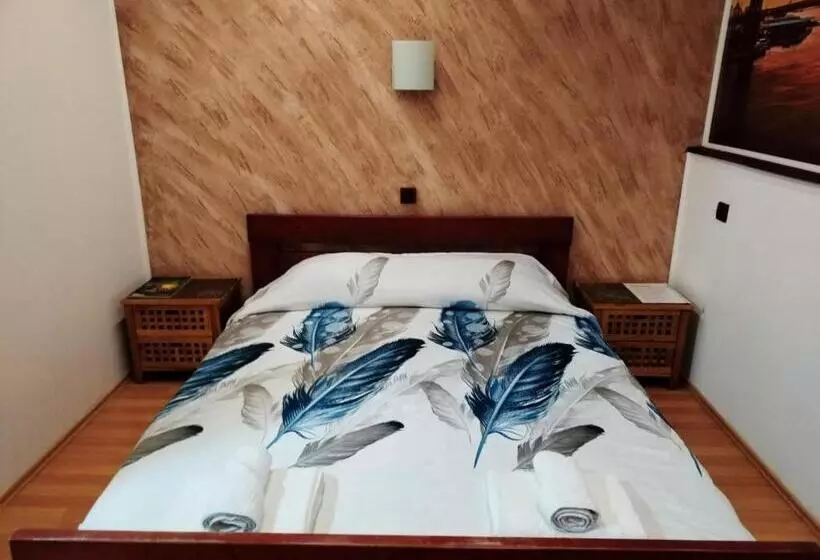 پانسیون Funs Sobe Prenoćište