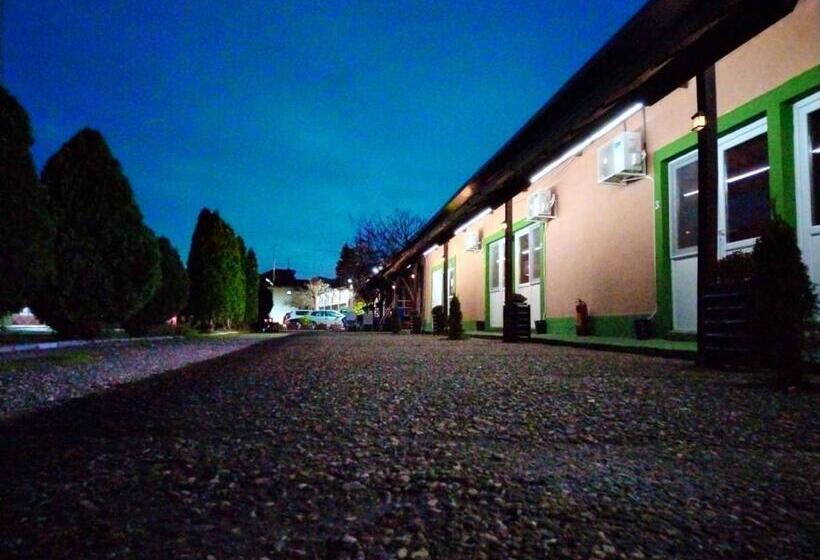 پانسیون Funs Sobe Prenoćište