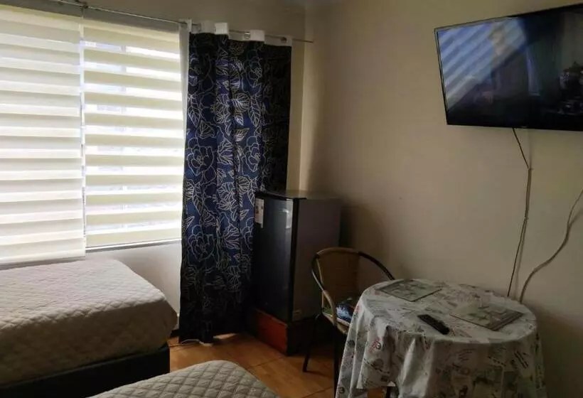 ペンション Hostal Donde Gabriel