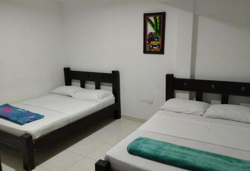 پانسیون Hostal El Portoncito