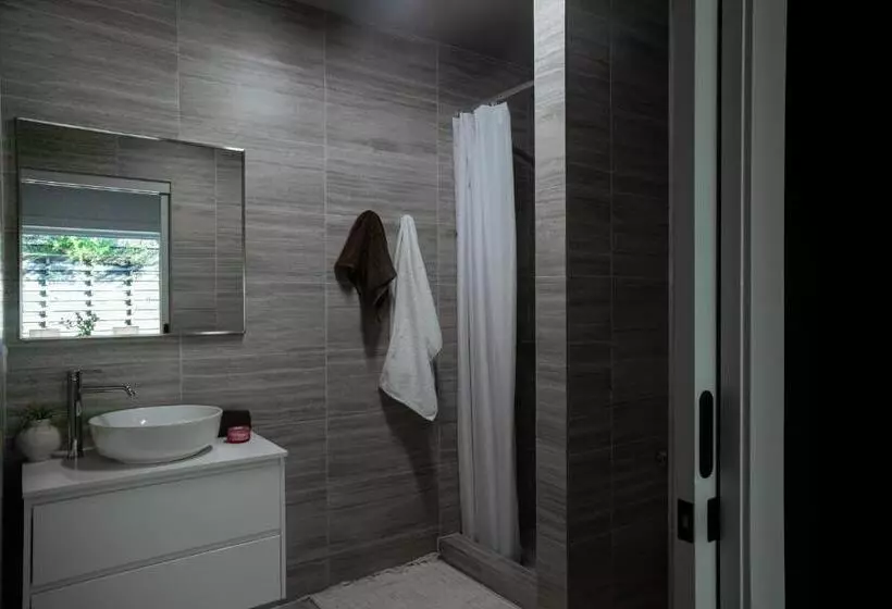 ユースホステル Sorrento Lodge