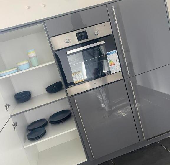 تختخواب و صبحانه Furnished House Of Véranda Groupe