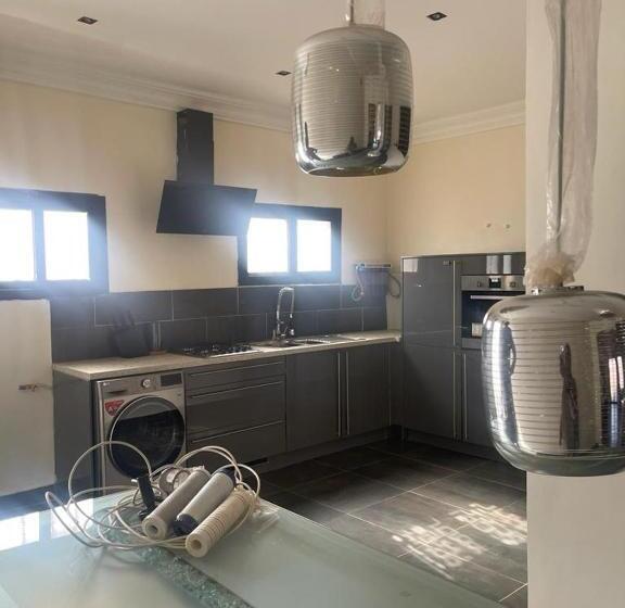 تختخواب و صبحانه Furnished House Of Véranda Groupe