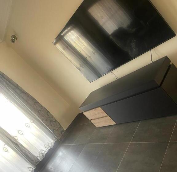 تختخواب و صبحانه Furnished House Of Véranda Groupe