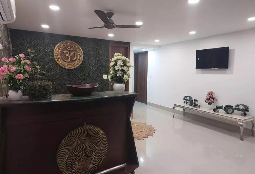 ホテル Fortune Home Noida
