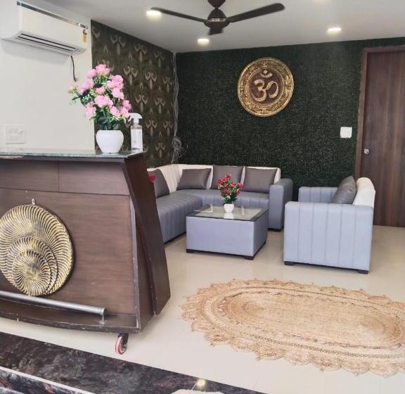 ホテル Fortune Home Noida