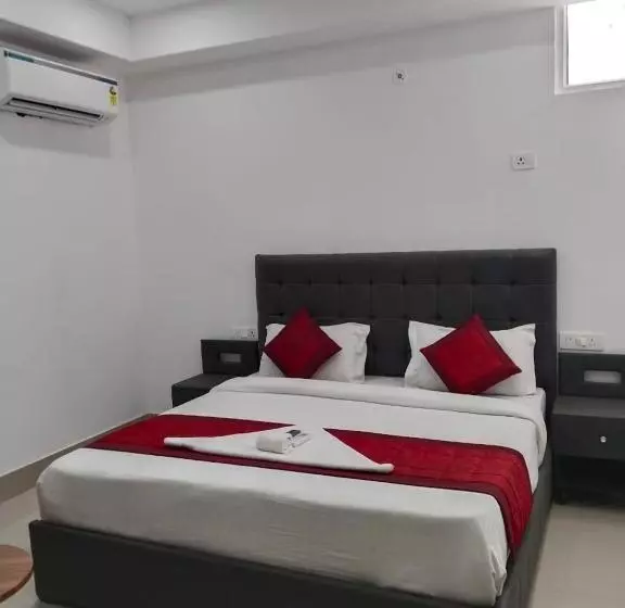 ホテル Fortune Home Noida
