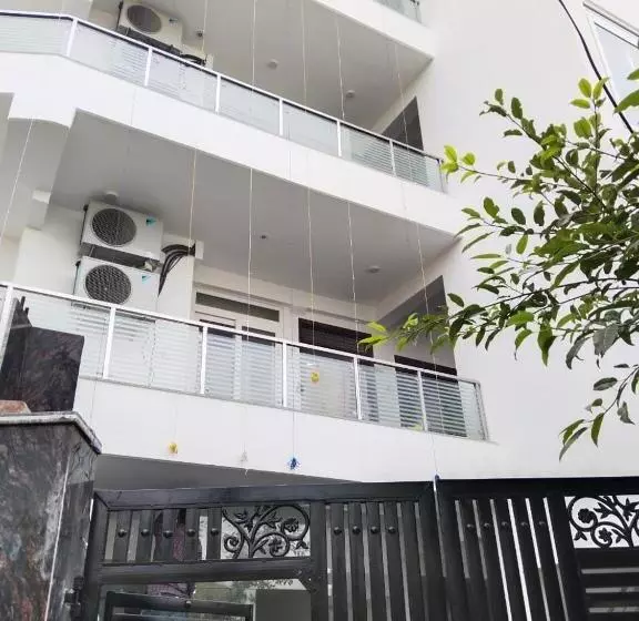 ホテル Fortune Home Noida