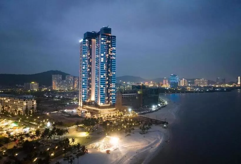 هتل Khách Sạn A Lacarte Hạ Long Bay, Ngay Mặt Biển, Miễn Phí Bể Bơi