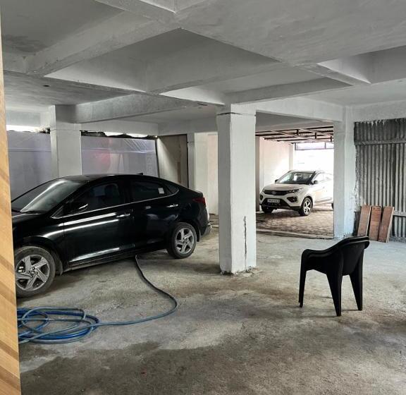 هتل Lotus Lodge And Guest House