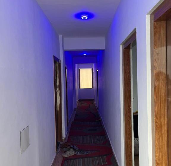 هتل Lotus Lodge And Guest House