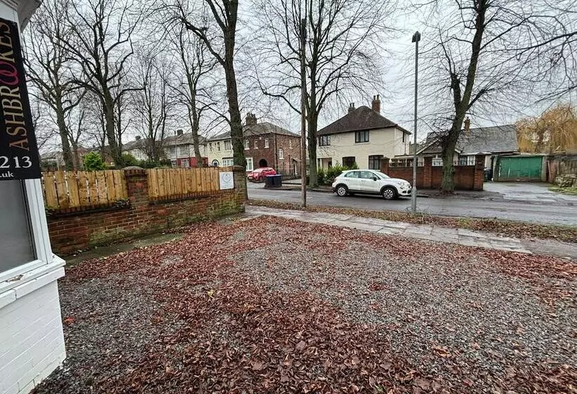 Hotelli Oyo Arcadia By Habitat101