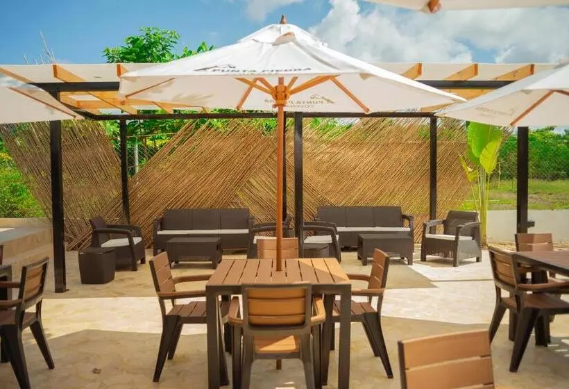 ホテル Punta Piedra